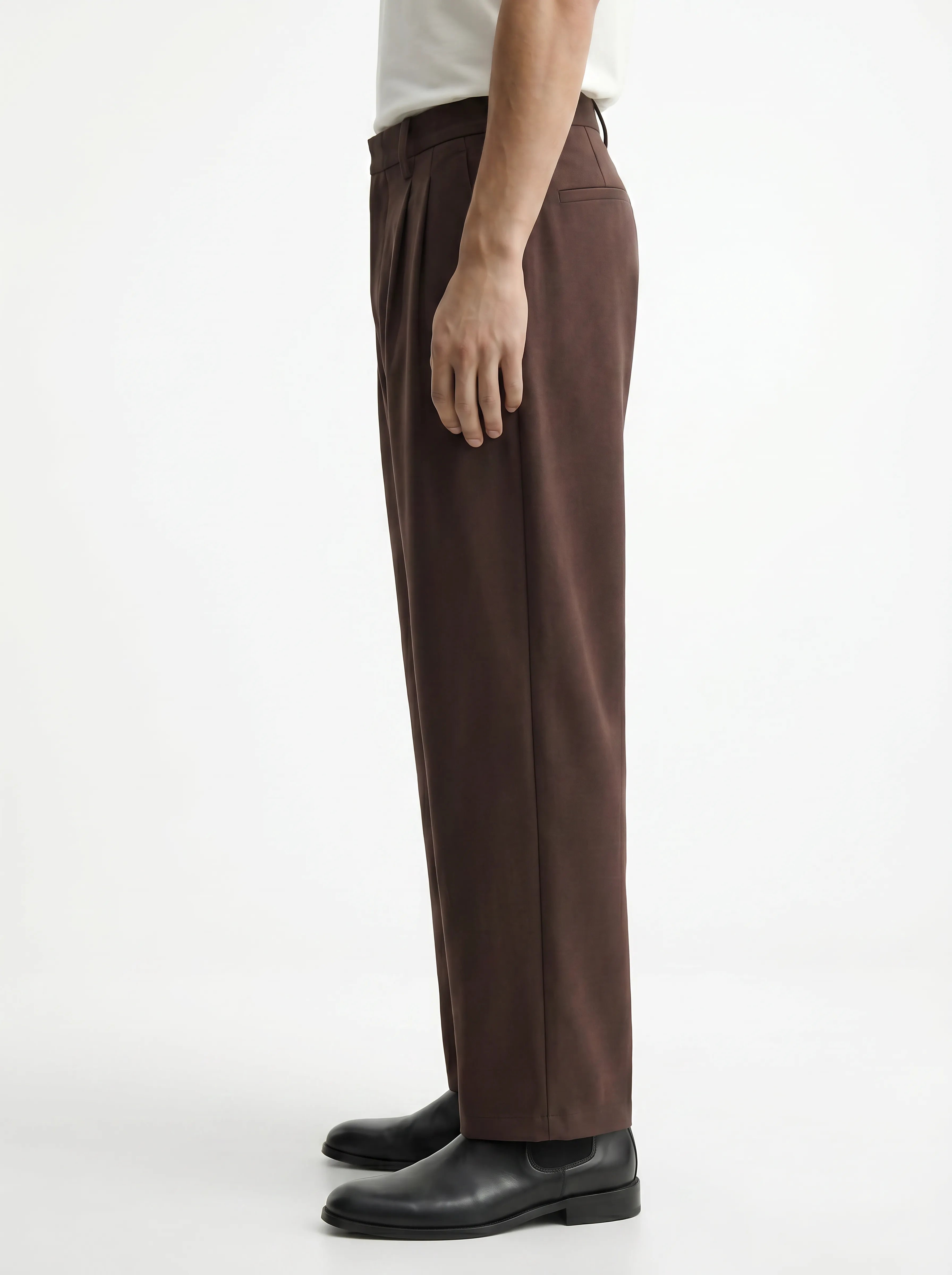Cocoa Brown Stretch Pants for Warm and Comfortable Streetwear