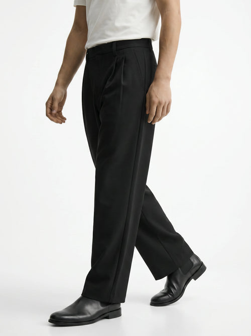 Jet Black Stretch Pants for Sleek Everyday Streetwear Comfort