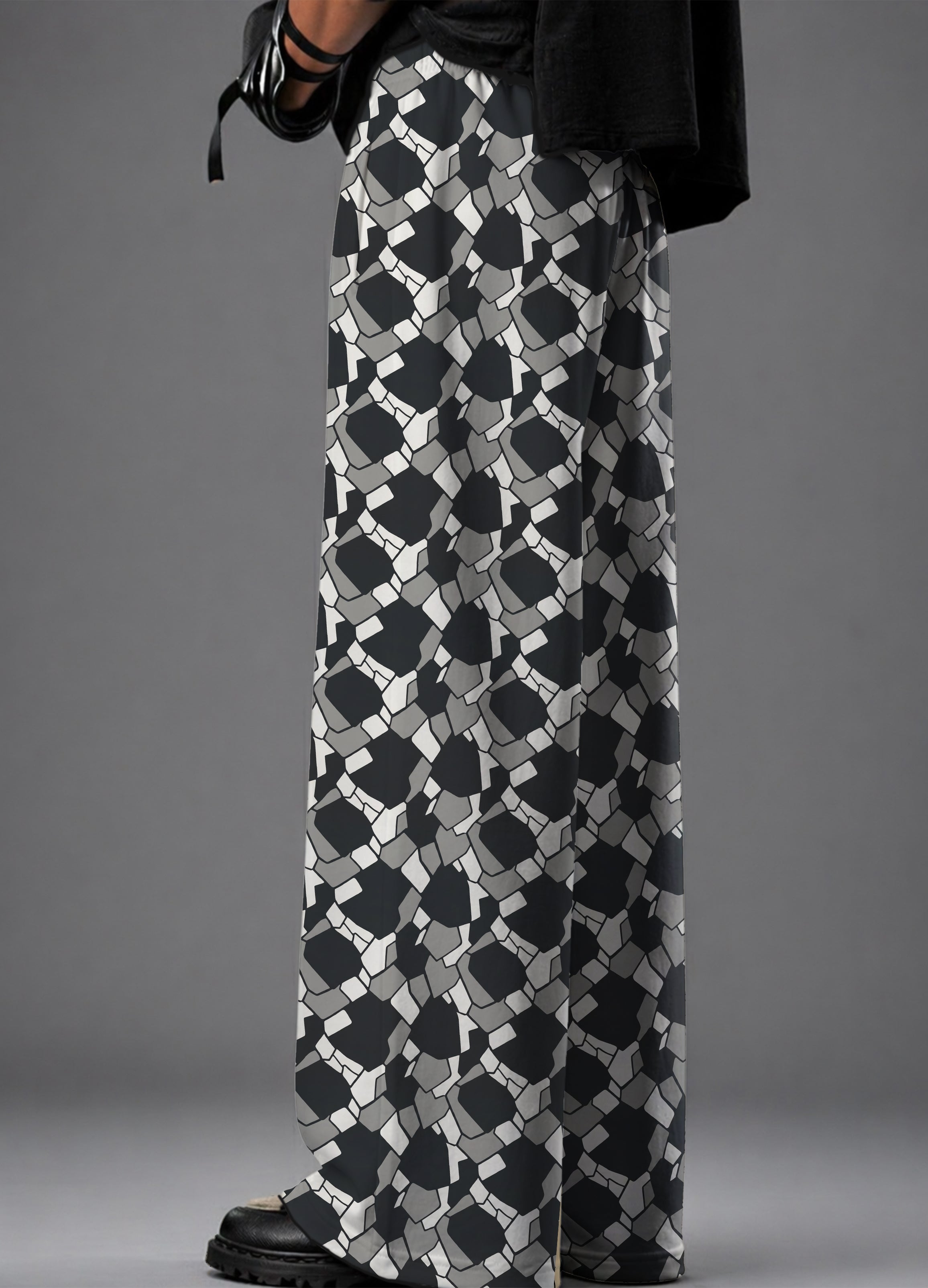 Geometric Printed Baggy Pants