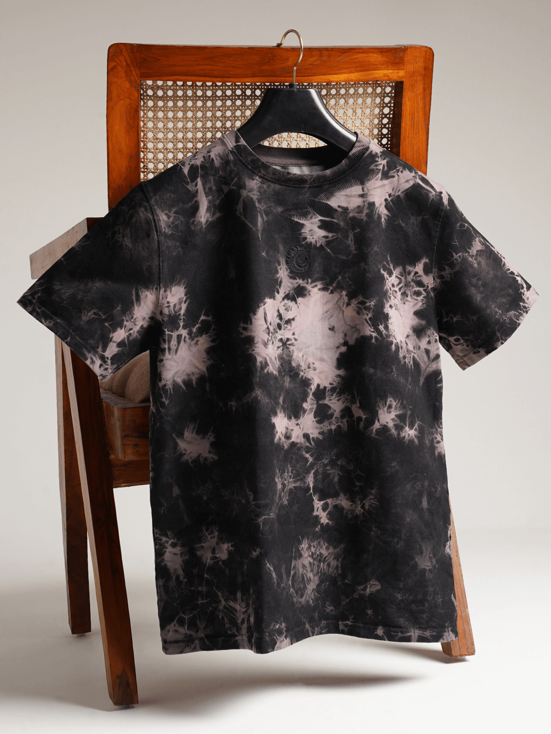 Urban style hand-washed tee