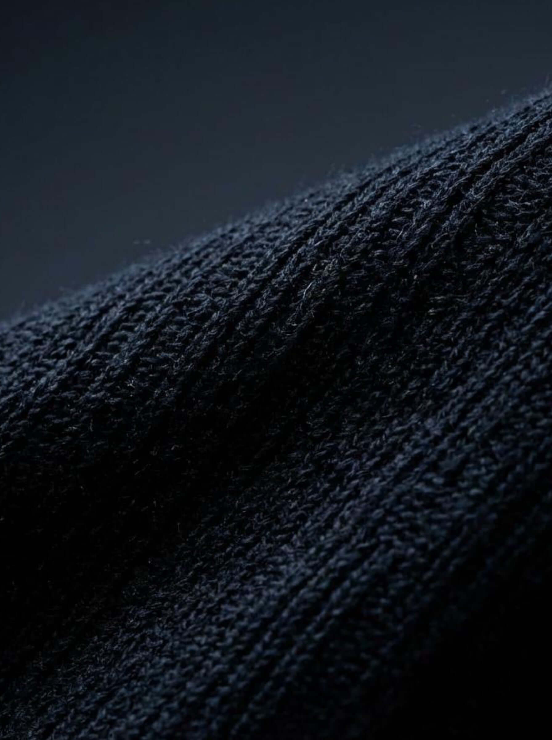 Daily Luxe Jacquard T-Shirt – Midnight Black