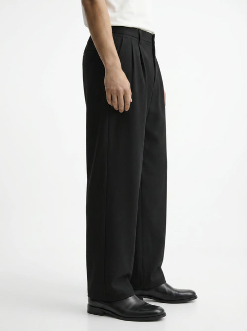Jet Black Stretch Pants for Sleek Everyday Streetwear Comfort