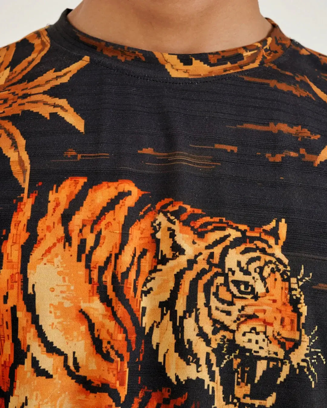 Predator’s Printed Tee featuring a bold tiger graphic on a stylish black background.